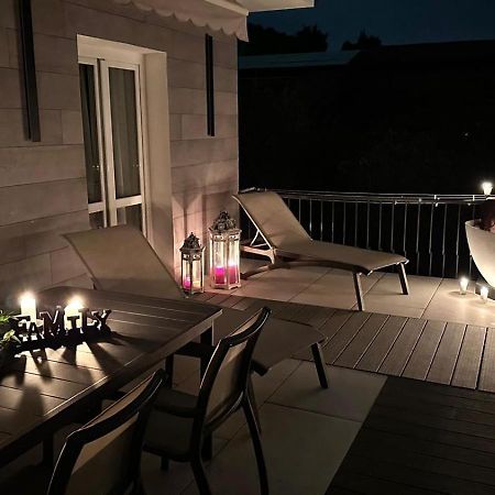 Villa Giulia Rooms & Bike Toscolano Maderno Eksteriør billede