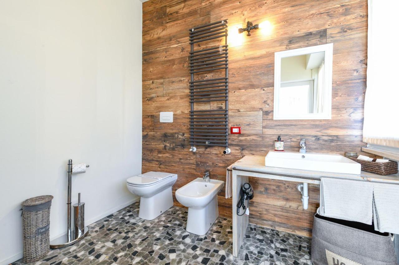 Villa Giulia Rooms & Bike Toscolano Maderno Eksteriør billede